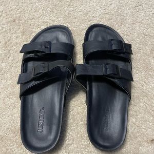 Womens slides